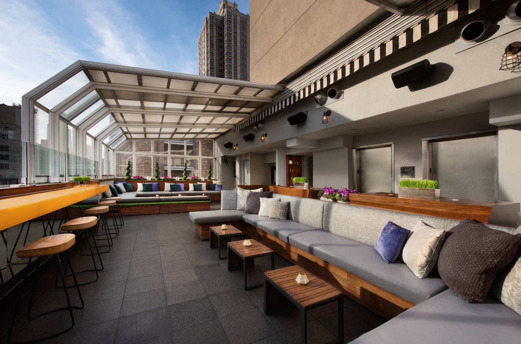 Events - Top Of The Strand Rooftop Bar - New York